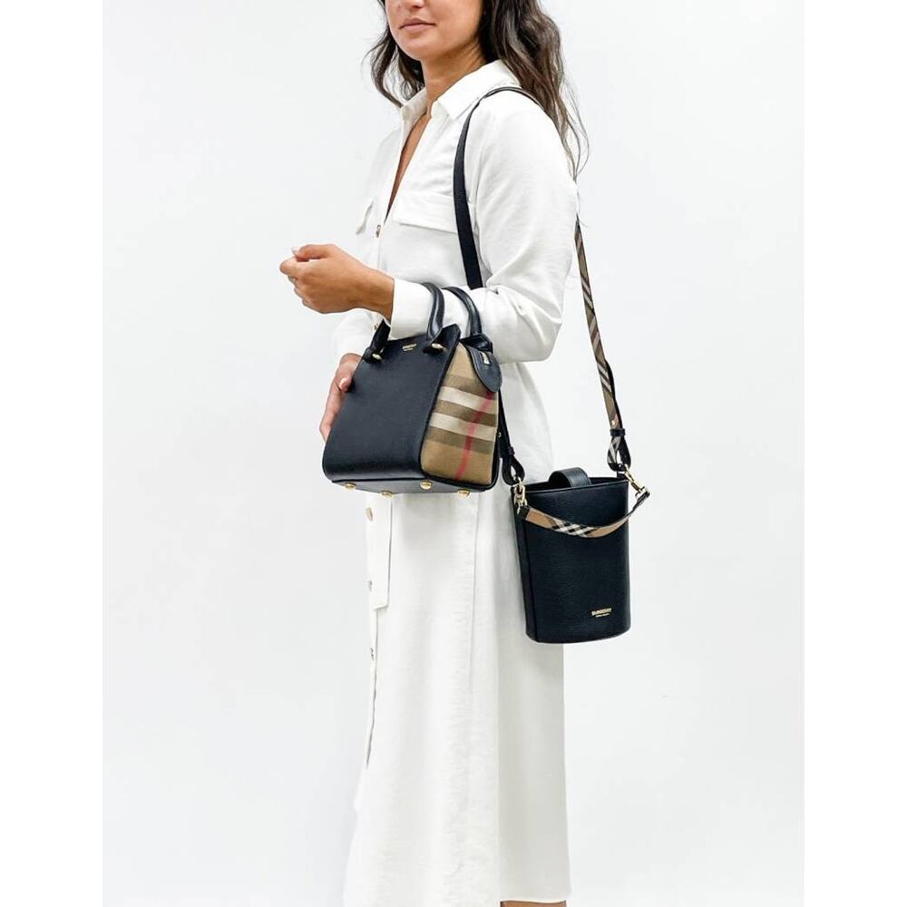 NWT BURBERRY BANWELL BLACK LEATHER CHECK CANVAS HOULDER TOTE BAG $ 1950 - Picture 2 of 13